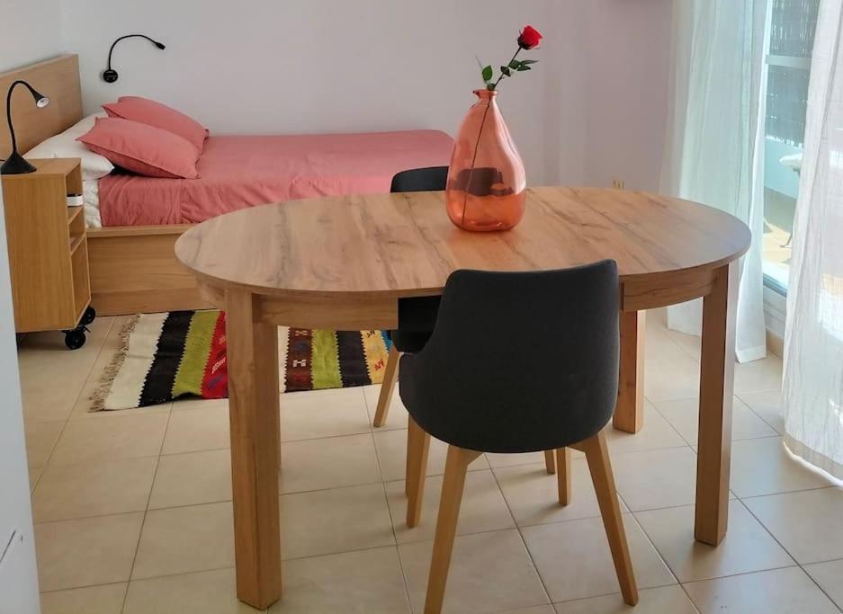 Apartamento Estudio 52 Malaga Centrico Parking Gratuito Exterior foto