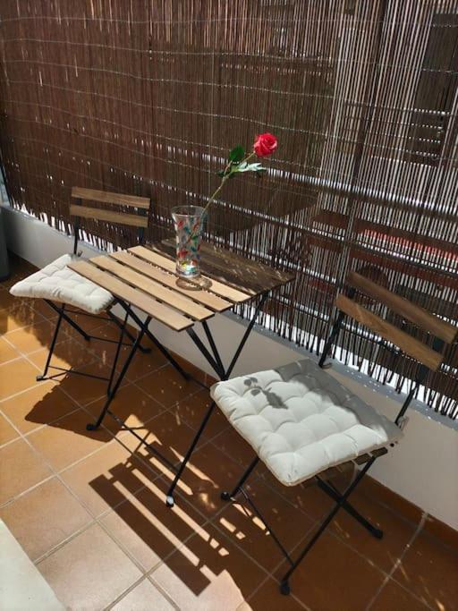 Apartamento Estudio 52 Malaga Centrico Parking Gratuito Exterior foto