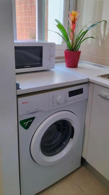 Apartamento Estudio 52 Malaga Centrico Parking Gratuito Exterior foto